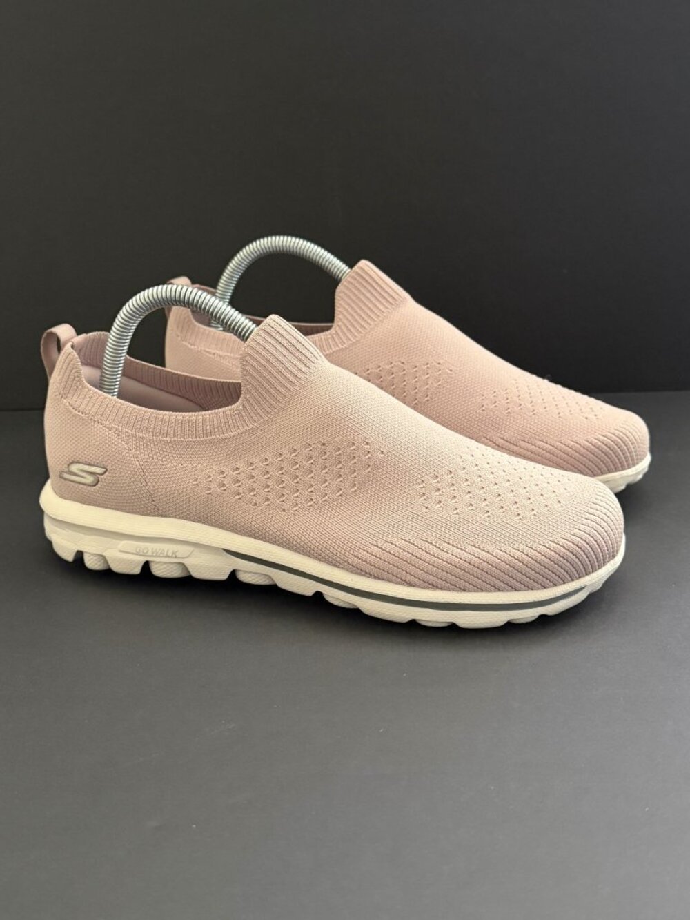 Skechers Cozumel Go Walk Sneakers 7.5 Mauve Goga Mat Air Cooled Mesh Slip On